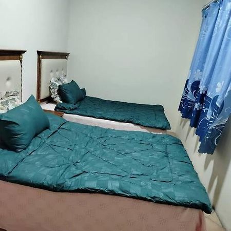 Homestay Elina - Cheap And Cosy 포트딕슨 외부 사진
